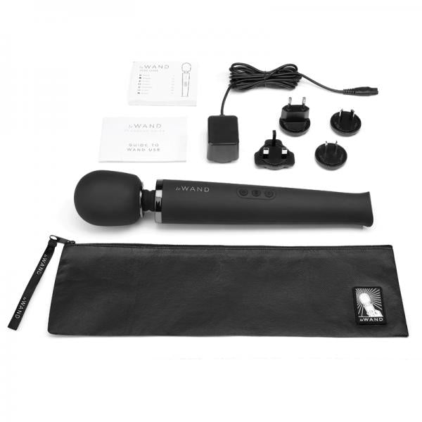 Le Wand Rechargeable Massager Black - Secret Garden